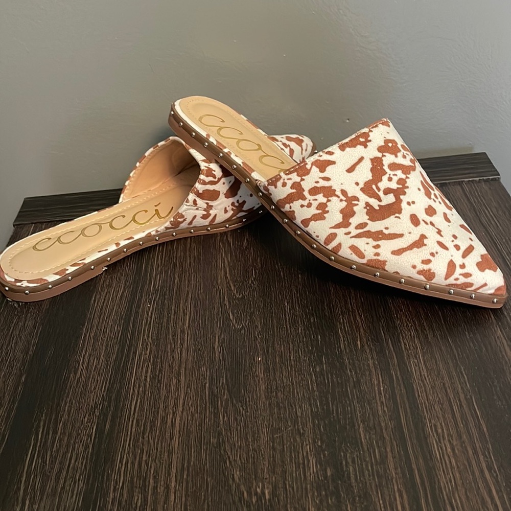 Cow print flats
